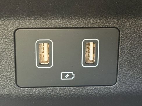 Certified 2024 Hyundai Santa Cruz Limited AWD/4WD image 5