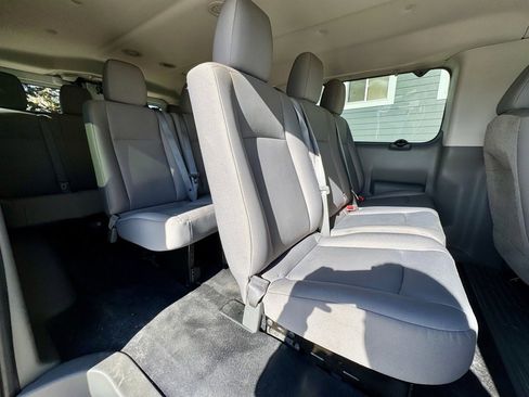 Used 2018 Nissan NV 3500 S image 18