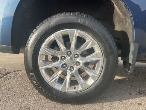 Used 2022 Chevrolet Silverado 1500 LTZ w/ LTZ Premium Package image 15