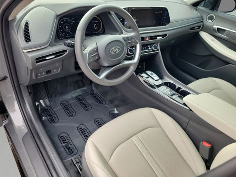 Used 2023 Hyundai Sonata Limited w/ Preferred Accessory Package image 21