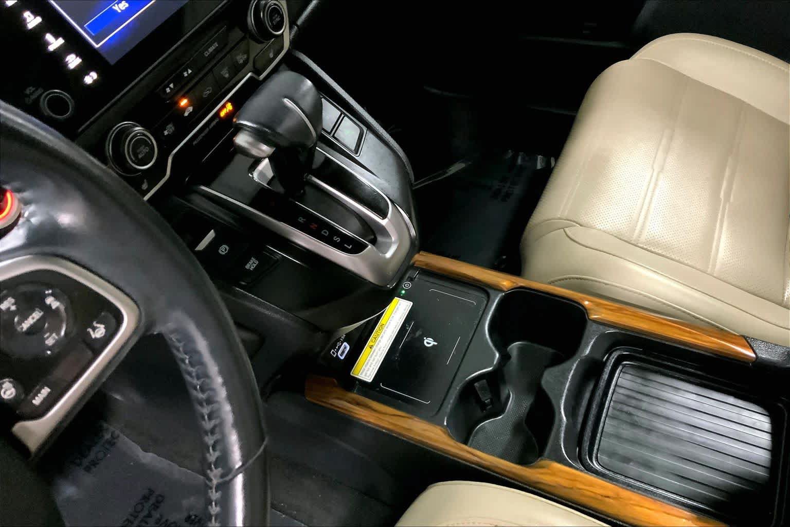 Used 2020 Honda CR-V Touring image 17