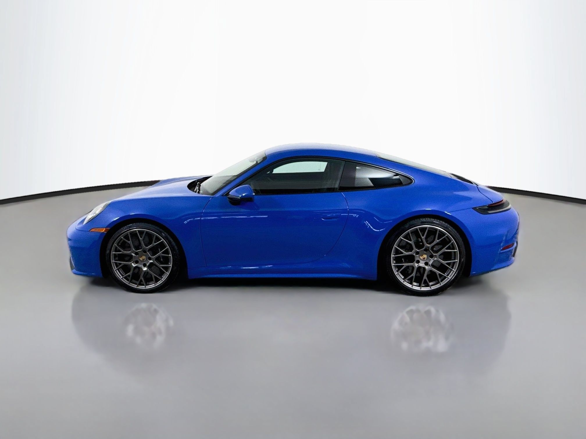 Certified 2025 Porsche 911 Carrera S RWD image 2