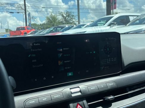 Used 2025 Kia K4 FWD image 20