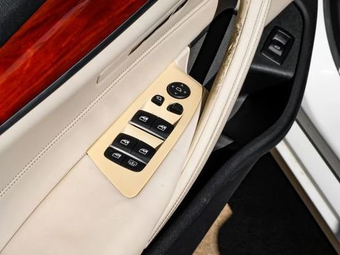 Used 2019 BMW 540i w/ Executive Package image 51