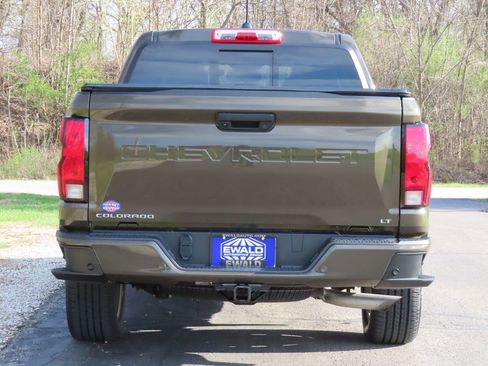 Used 2023 Chevrolet Colorado LT w/ LT Convenience Package II AWD/4WD image 16