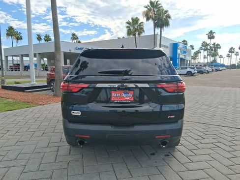 Used 2022 Chevrolet Traverse RS FWD image 6