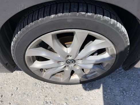 Used 2014 MAZDA MAZDA3 s Touring FWD image 12