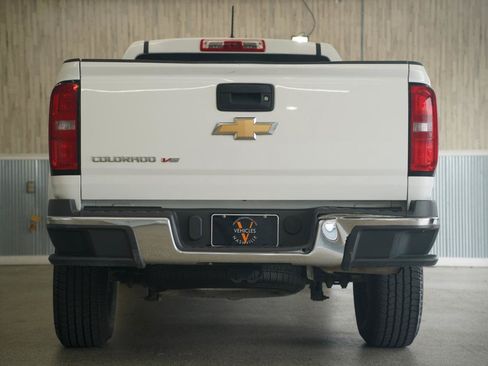 Used 2019 Chevrolet Colorado W/T w/ WT Convenience Package RWD image 9