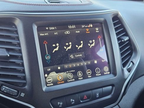 Used 2021 Jeep Cherokee Trailhawk w/ Sun, Sound & Nav Group image 22