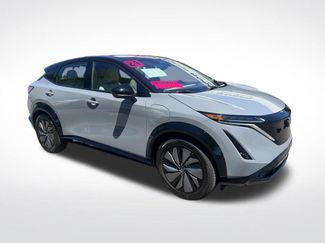Used 2024 Nissan Ariya AWD video 3