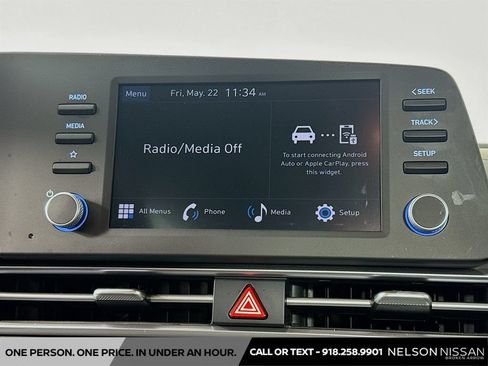Used 2025 Hyundai Elantra Sport FWD image 14