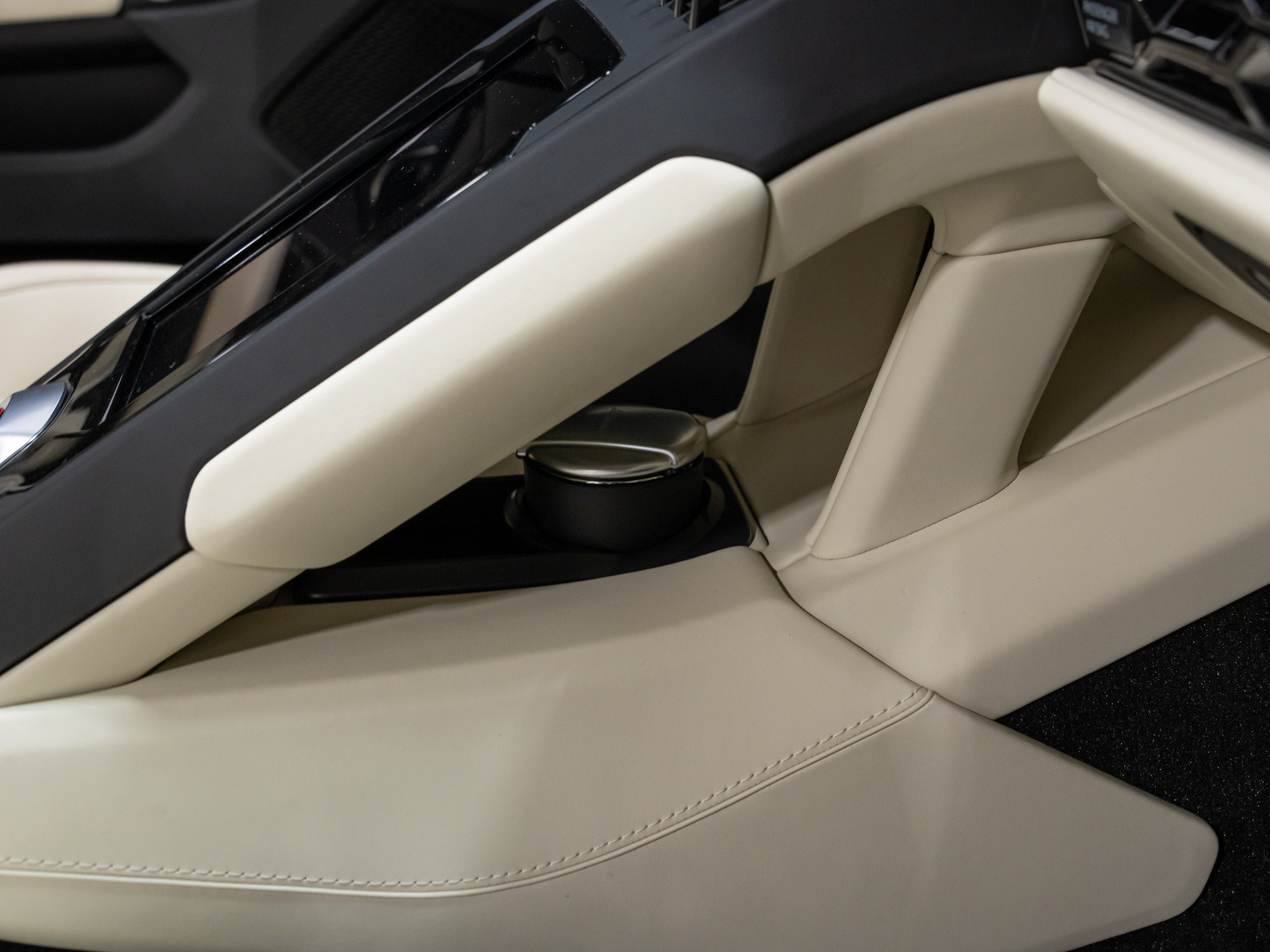 Used 2024 Lamborghini Huracan EVO AWD/4WD image 60