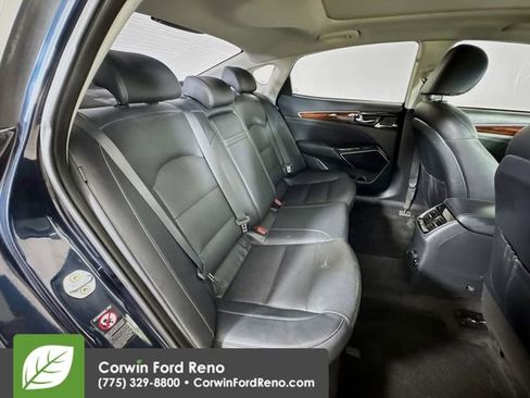 Used 2017 Kia Cadenza Premium w/ Luxury Package image 28