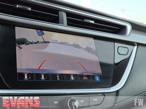 Used 2021 Buick Encore GX Essence w/ Advanced Technology Package FWD image 9