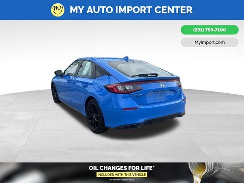 Used 2024 Honda Civic Sport image 4
