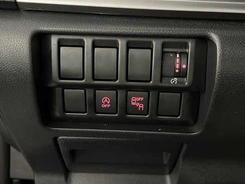 Used 2019 Subaru Forester Premium image 34