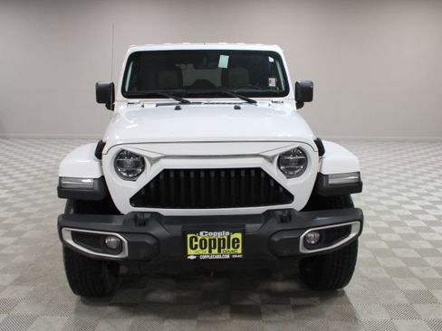 Used 2019 Jeep Wrangler Unlimited Sahara w/ Uconnect 4C Nav & Sound Group image 2