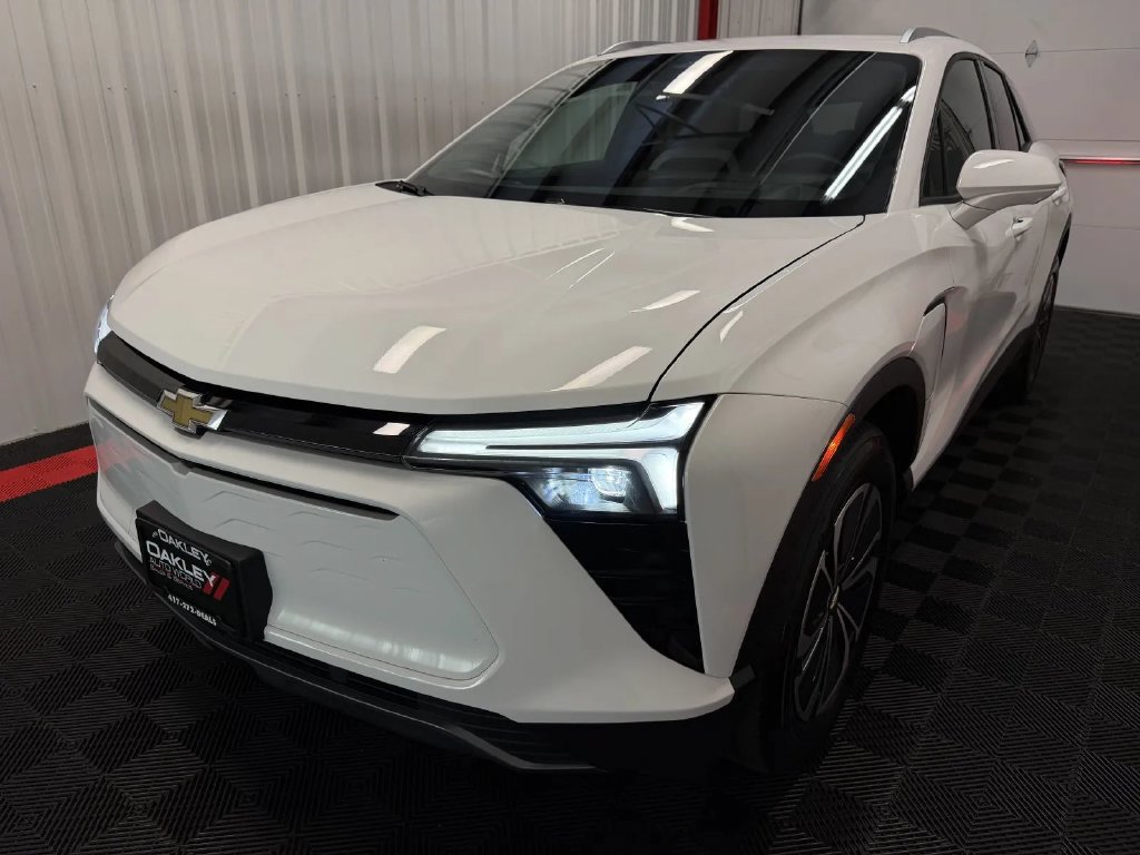Used 2024 Chevrolet Blazer EV LT AWD/4WD image 10