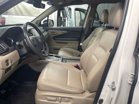 Used 2023 Honda Ridgeline RTL-E image 13