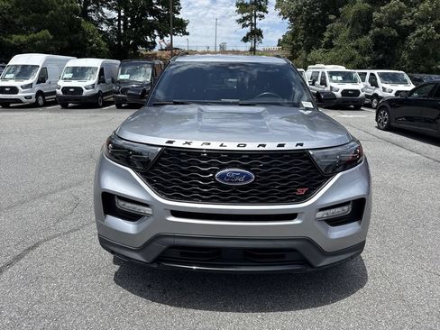 Used 2022 Ford Explorer ST w/ ST Street Pack RWD image 2