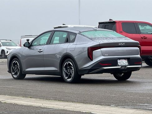 Used 2025 Kia K4 EX image 7