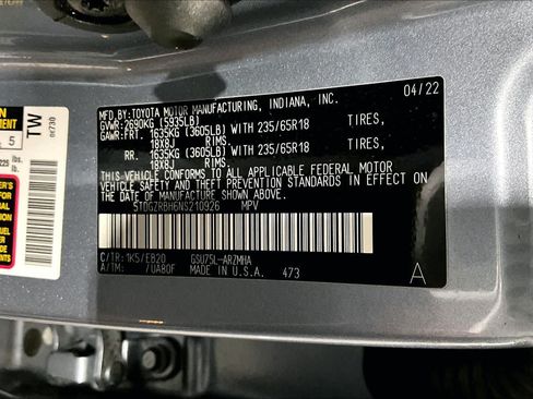 Used 2022 Toyota Highlander XLE AWD/4WD image 37