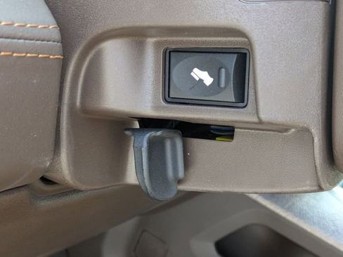 New 2026 RAM 2500 Limited image 15