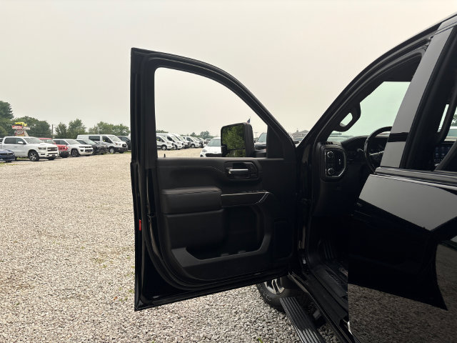 Certified 2023 GMC Sierra 2500 AT4 w/ Gooseneck/5TH Wheel Package AWD/4WD image 23