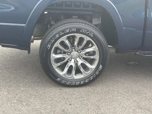Used 2022 RAM 1500 Laramie w/ Sport Appearance Package image 10