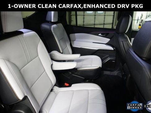 Used 2024 Chevrolet Traverse RS image 27