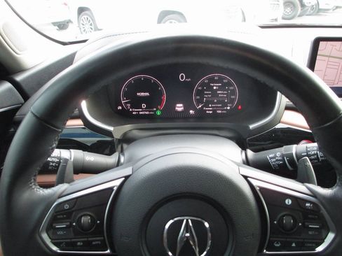 Used 2024 Acura MDX SH-AWD w/ Technology Package image 28