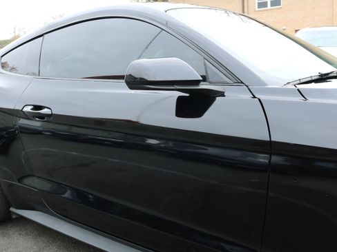 Used 2023 Ford Mustang GT Premium image 9