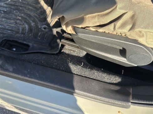 Used 2016 Subaru Crosstrek 2.0i Premium image 18