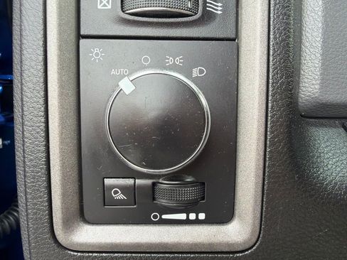 Used 2017 RAM 2500 Tradesman w/ Chrome Appearance Group AWD/4WD image 44