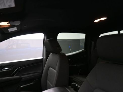 Used 2024 Chevrolet Colorado LT w/ LT Convenience Package II image 17