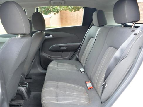 Used 2016 Chevrolet Sonic LT image 12