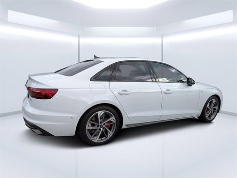 Used 2022 Audi A4 2.0T Prestige image 3