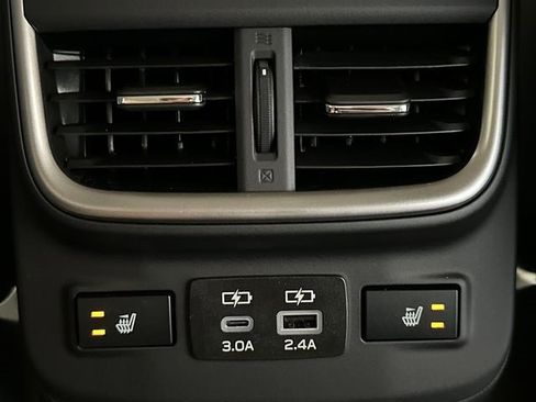 Certified 2025 Subaru Legacy Limited image 20