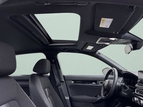 Certified 2025 Honda Civic Sport image 33