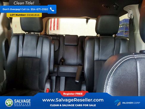 Used 2020 Dodge Grand Caravan SXT FWD image 13