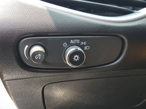 Used 2024 Chevrolet Malibu LT FWD image 22