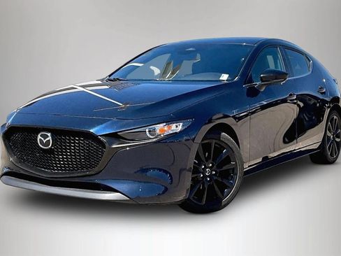 Used 2025 MAZDA MAZDA3 s Sport FWD image 3