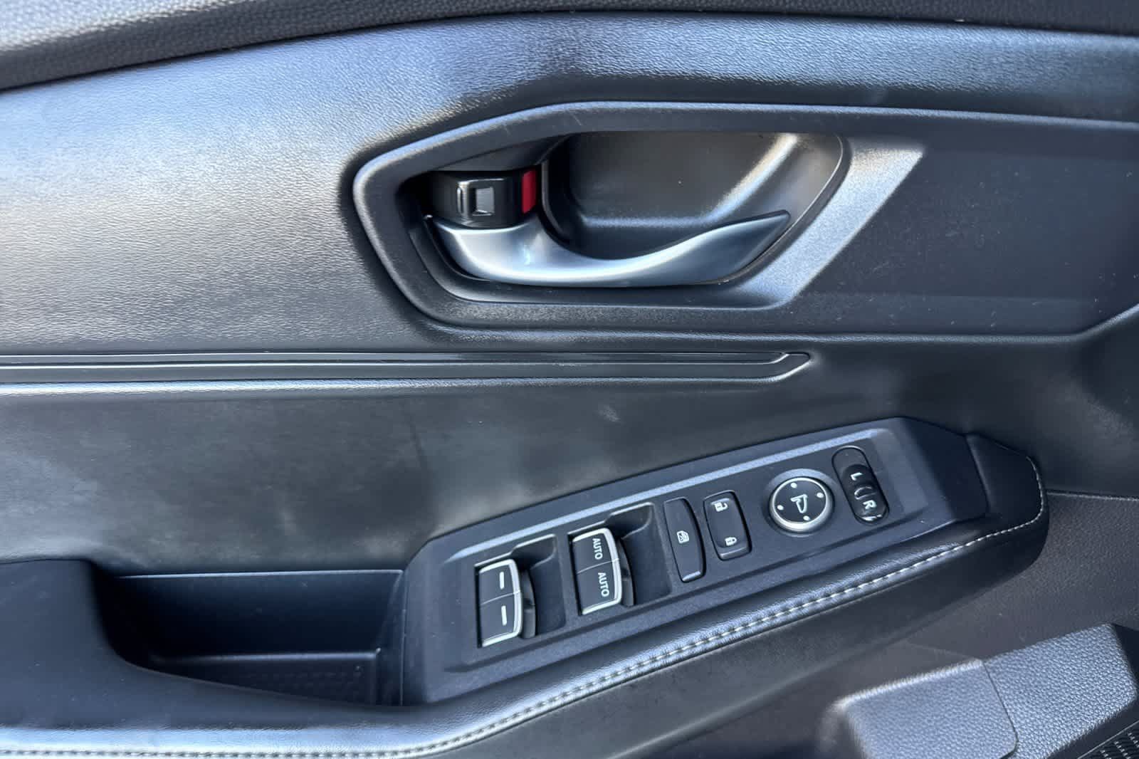 Used 2024 Honda Accord Sport image 12