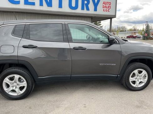 Used 2022 Jeep Compass Sport AWD/4WD image 20