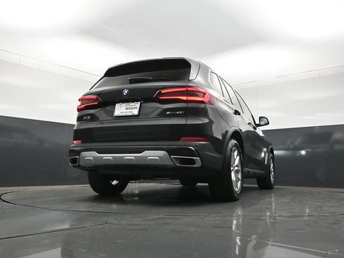 Used 2023 BMW X5 sDrive40i w/ Premium Package RWD image 30