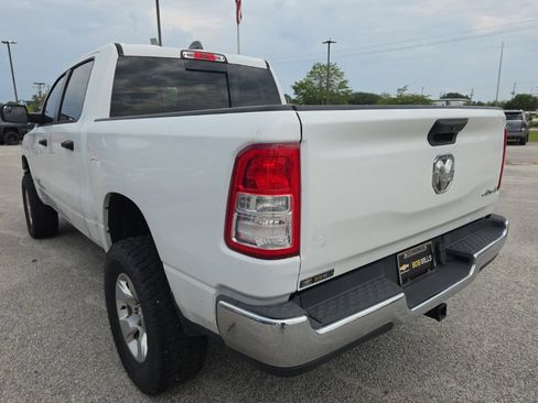Used 2019 RAM 1500 Tradesman w/ SXT Appearance Group AWD/4WD image 3