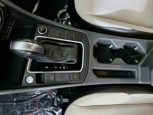 Used 2020 Volkswagen Jetta R-Line image 22