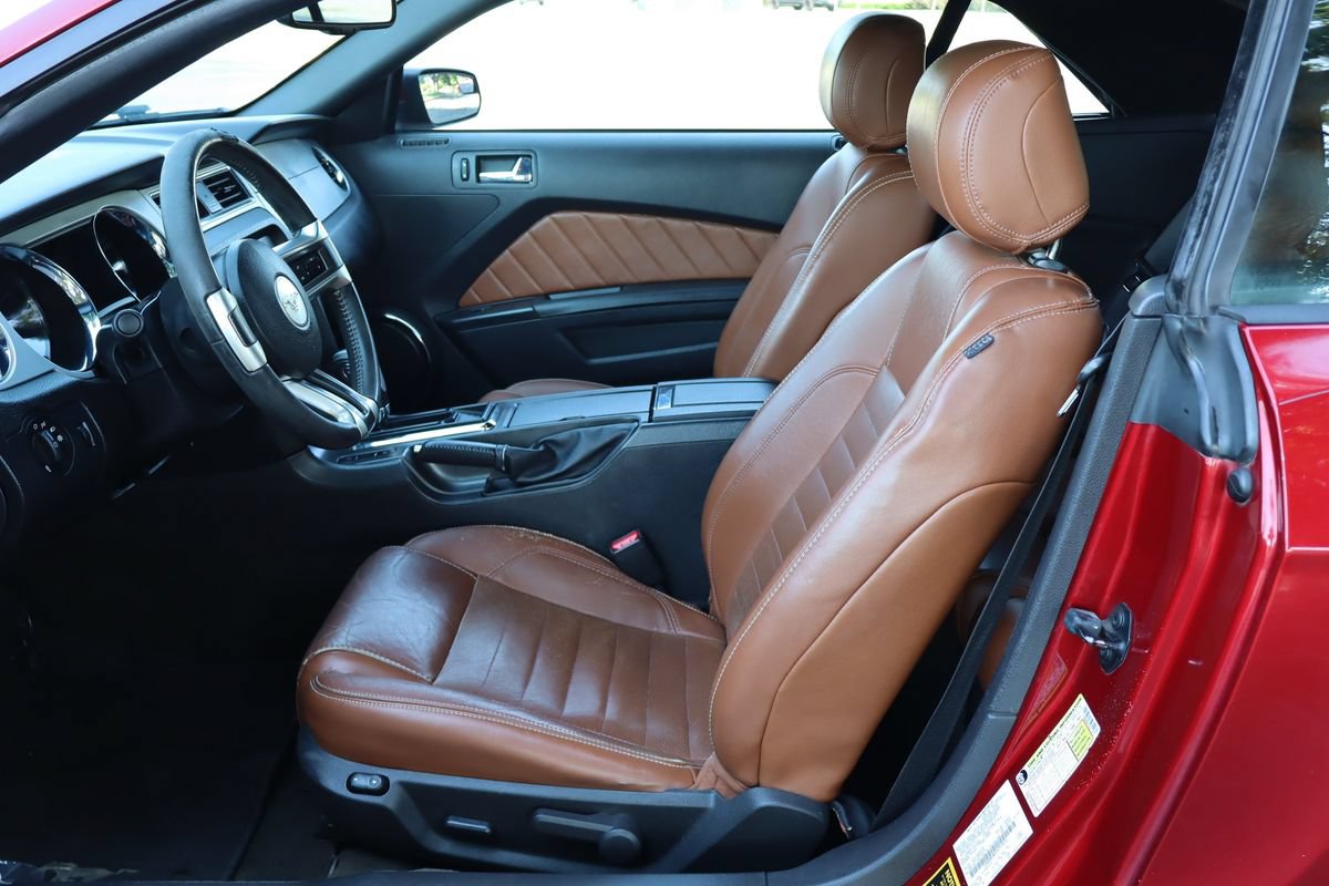 Used 2014 Ford Mustang Premium w/ Equipment Group 202A RWD image 16