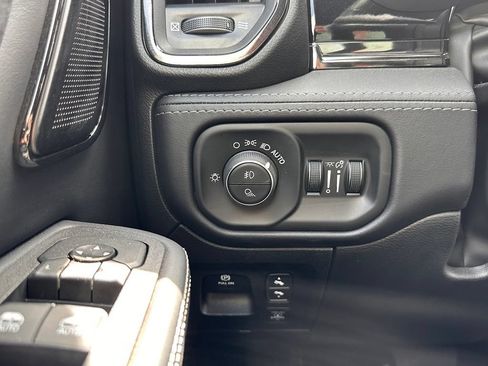 Used 2026 RAM 1500 Limited w/ Bed Utility Group AWD/4WD image 34