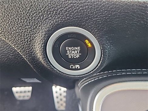 Used 2022 Dodge Challenger R/T w/ Blacktop Package image 21